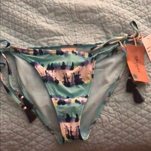 Bathing suit bottoms